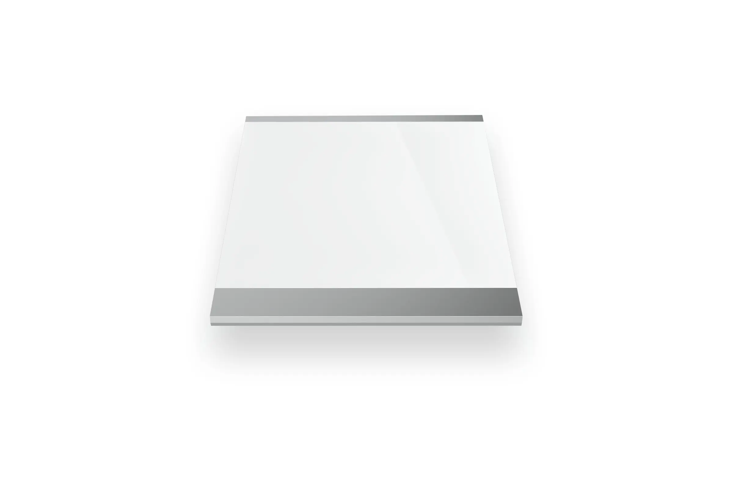 Weiße Glasablage mit silberner Leiste