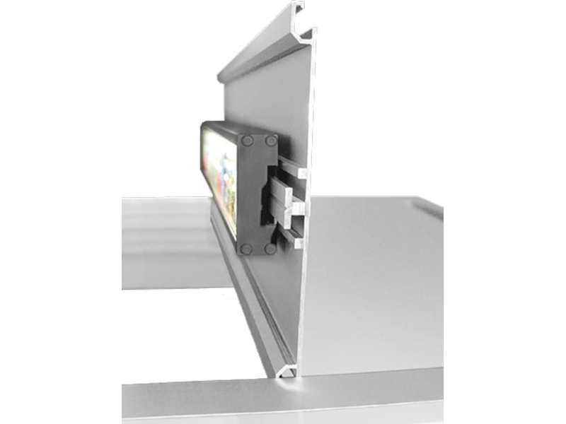 Seitliche Ansicht eines LED-Moduls in Aluminiumprofil