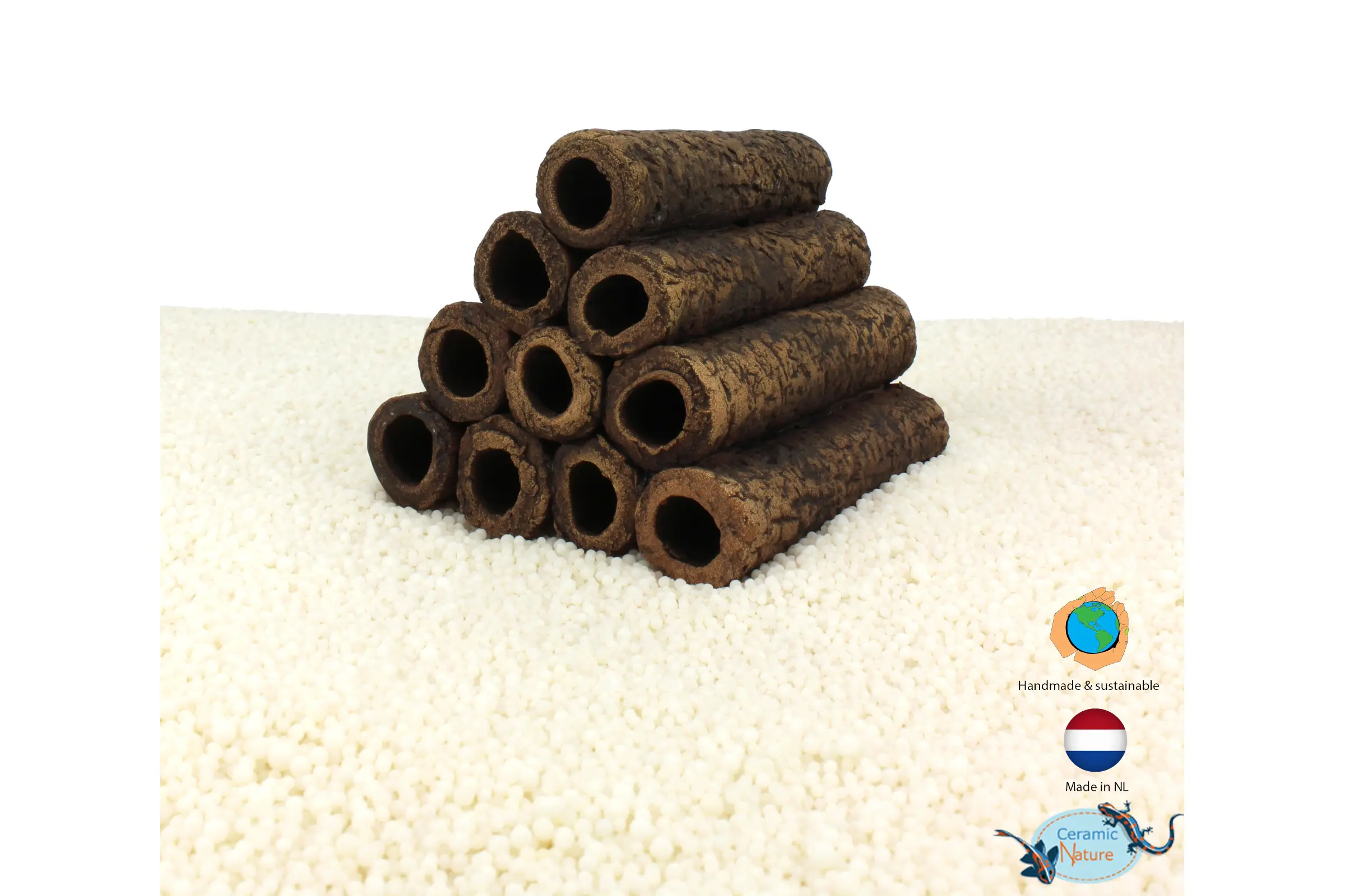 CeramicNature Pyramide 4+3+2+1, 10 Röhren, ca. 8 × 7,5 × 7 cm