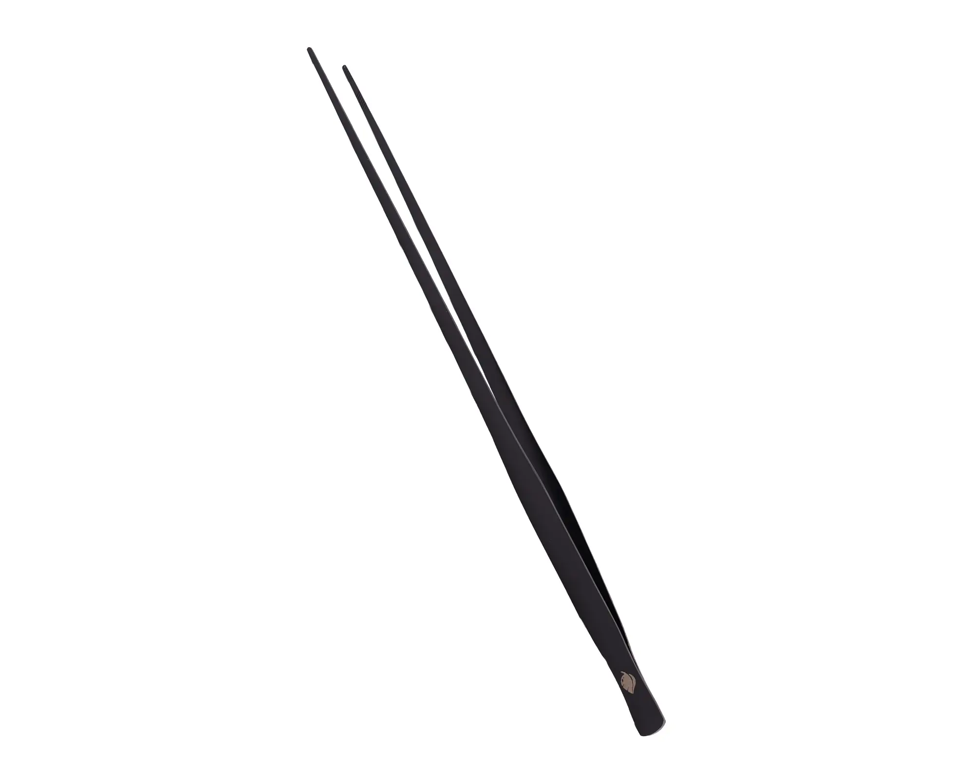 Feine schwarze Präzisionspinzette auf weißem Hintergrund